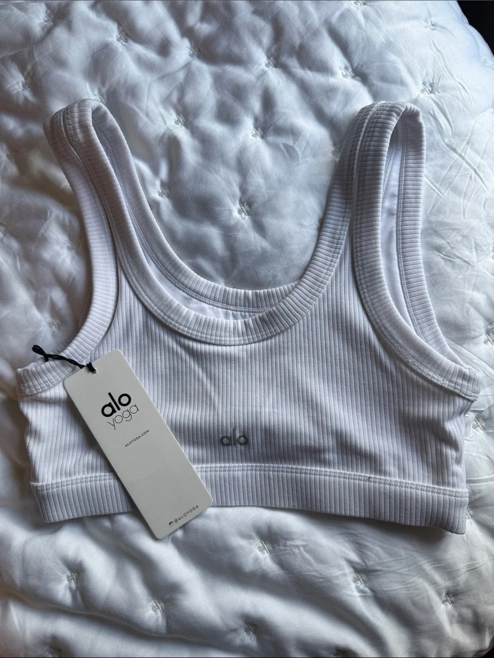 ALO Yoga White Wellness Bra NWT - Picture 3 of 3